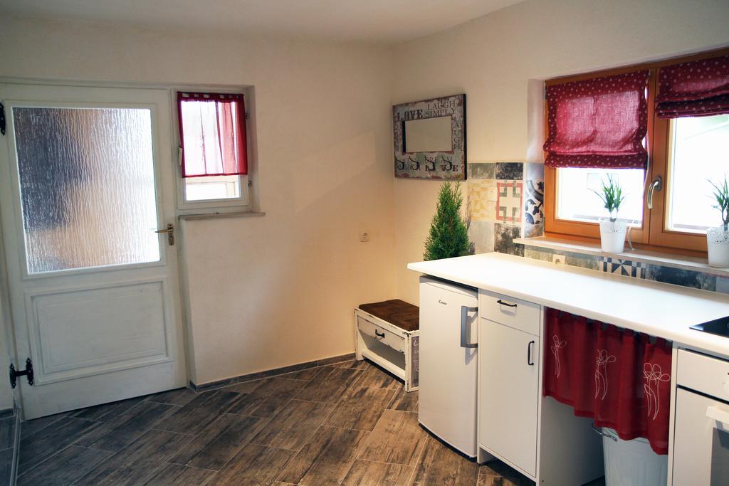 Apartma Obrh Smarjeske Toplice Dış mekan fotoğraf