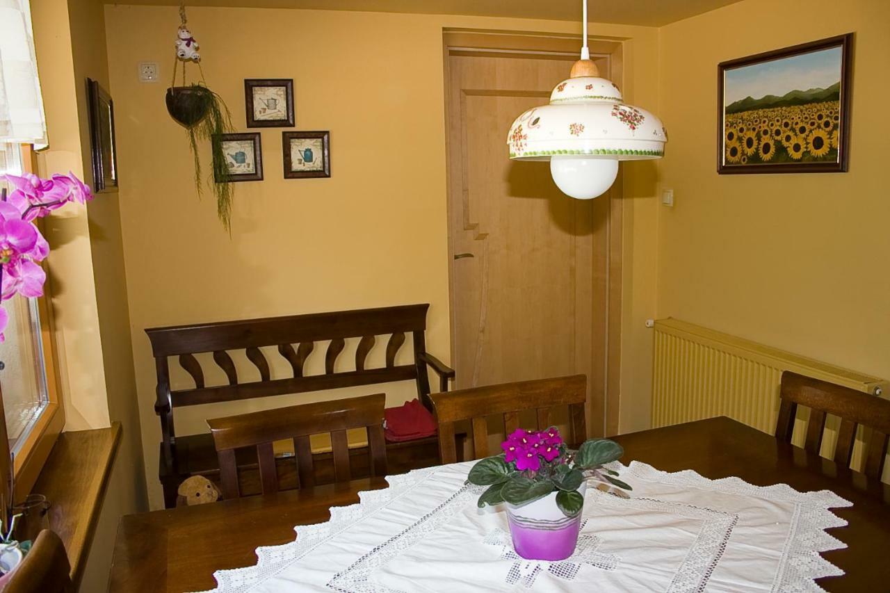 Apartma Obrh Smarjeske Toplice Dış mekan fotoğraf