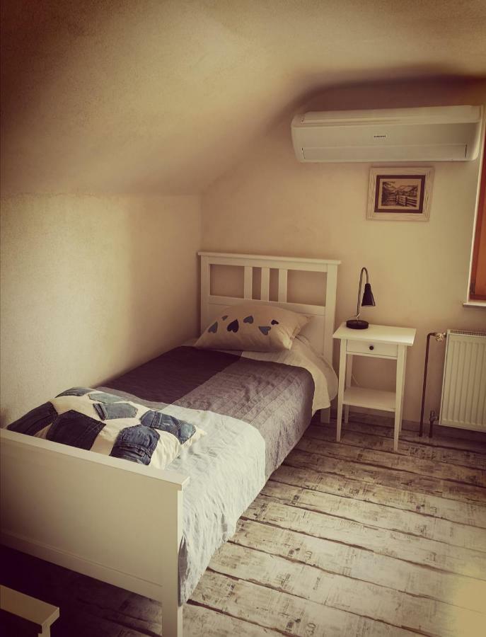 Apartma Obrh Smarjeske Toplice Dış mekan fotoğraf